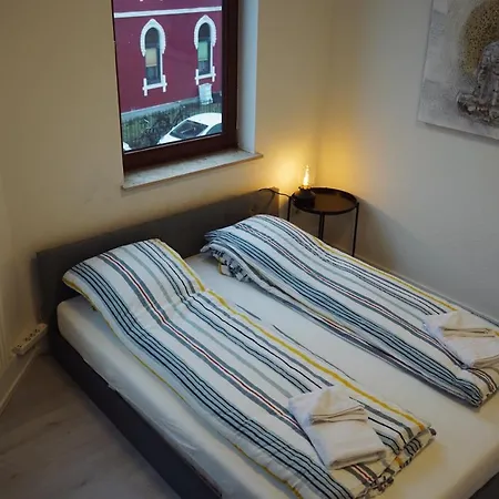 Unique: - Zentral - Kueche - Netflix Daire