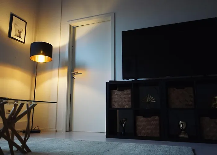 Unique: - Zentral - Kueche - Netflix Apartmán